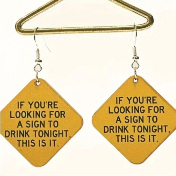 Hand crafted dangle earrings - Picture 1 of 5